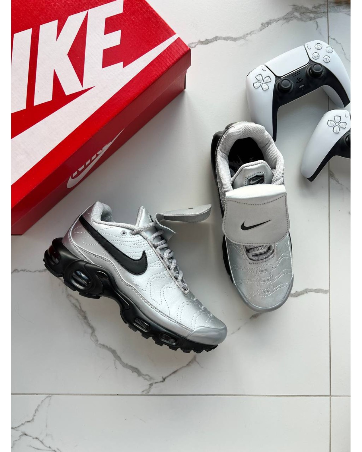 Nike Air Max Plus Tiempo Wolf Grey Black