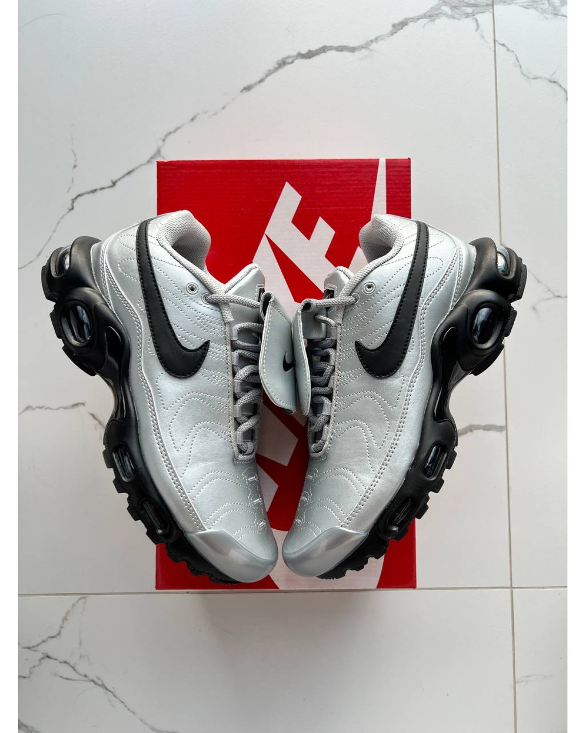 Nike Air Max Plus Tiempo Wolf Grey Black