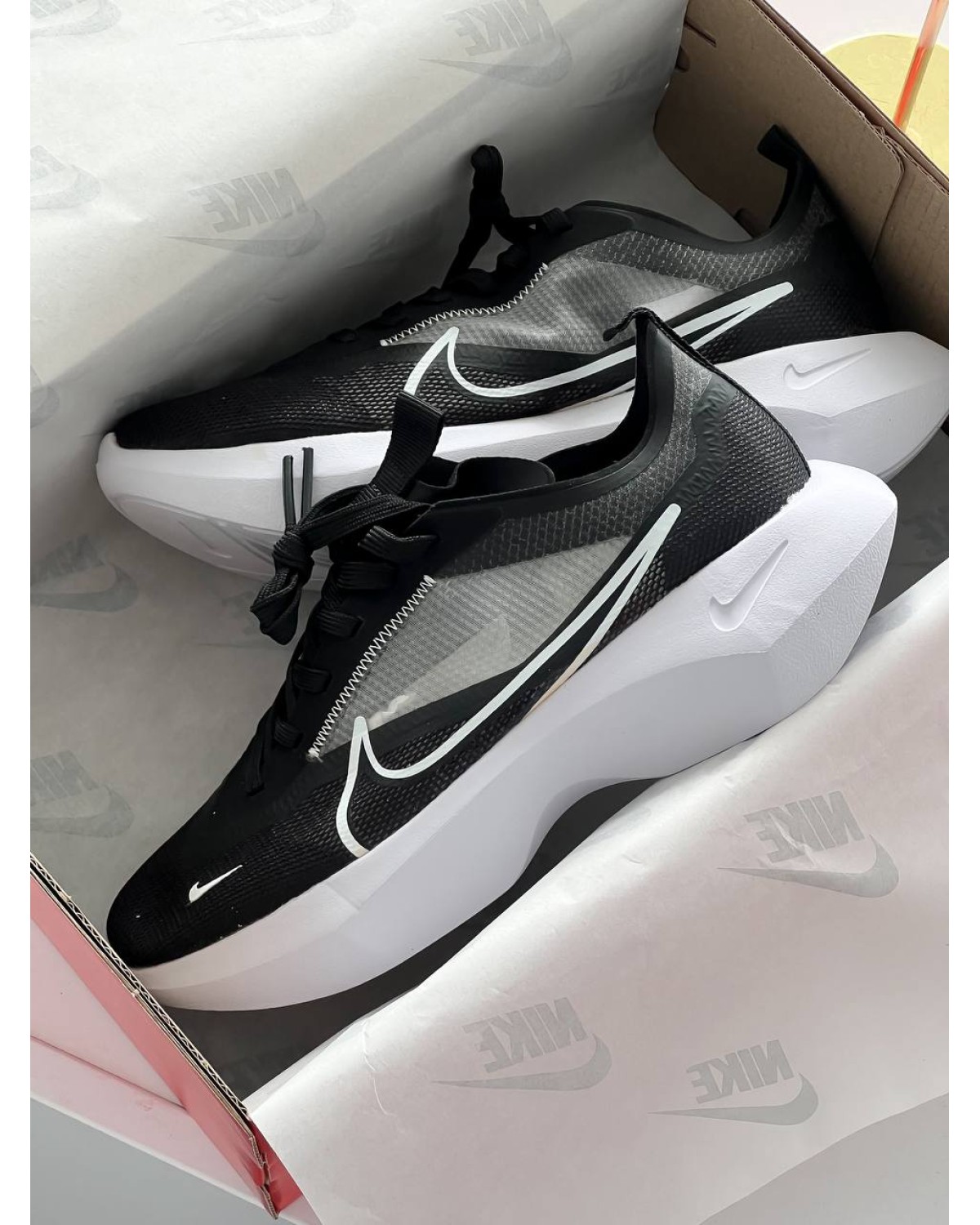 Nike Vista Black