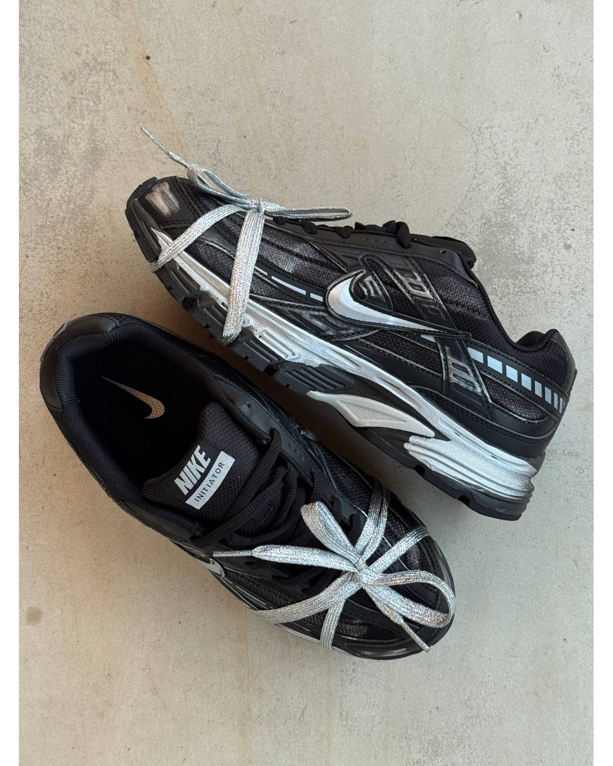 Nike Initiator Custom Silver Black 2.0