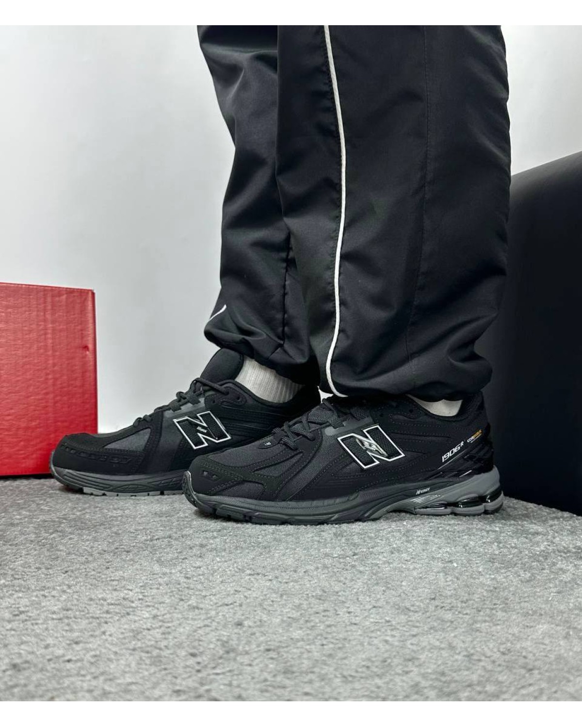 New Balance 1906R Black Cordura