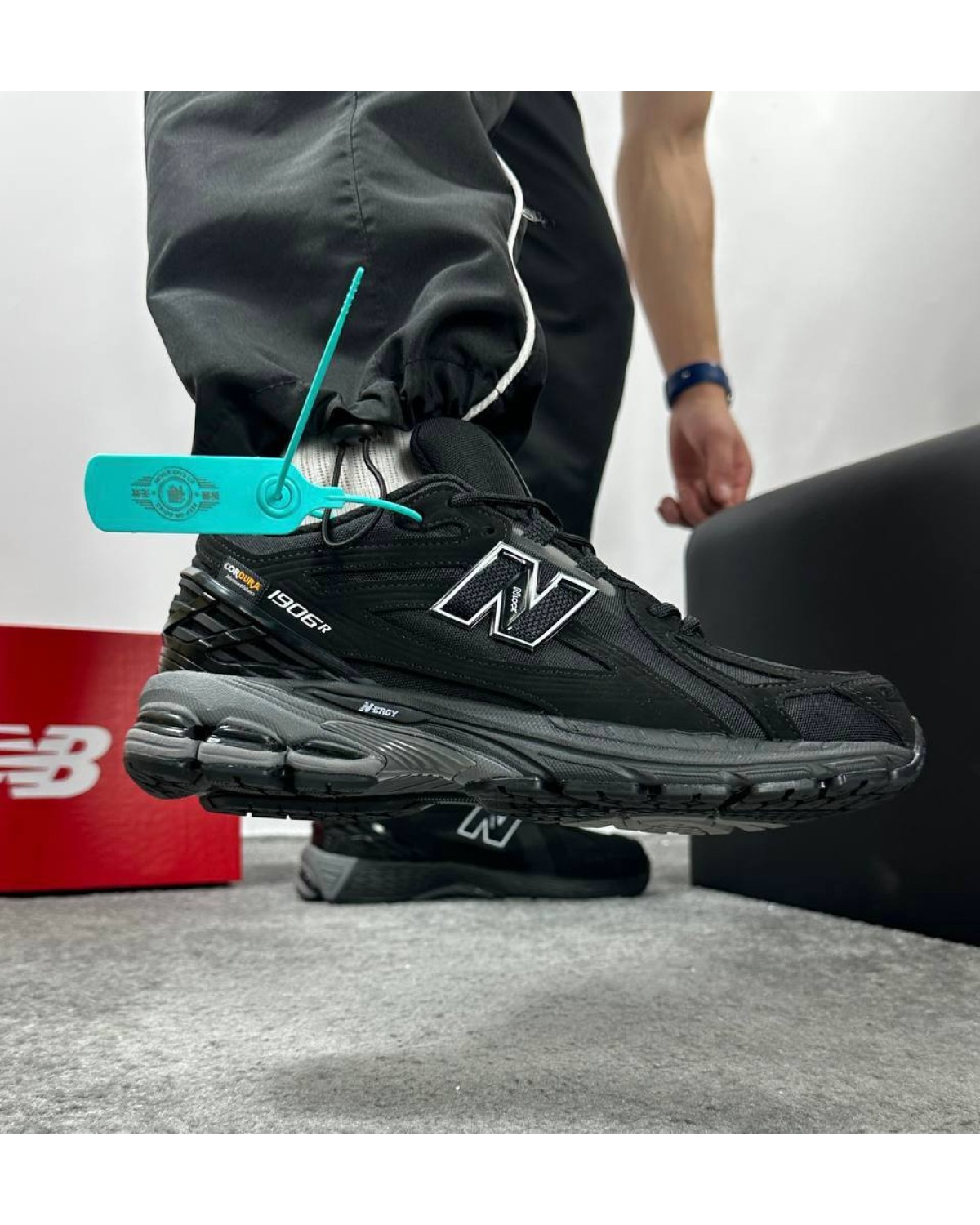 New Balance 1906R Black Cordura