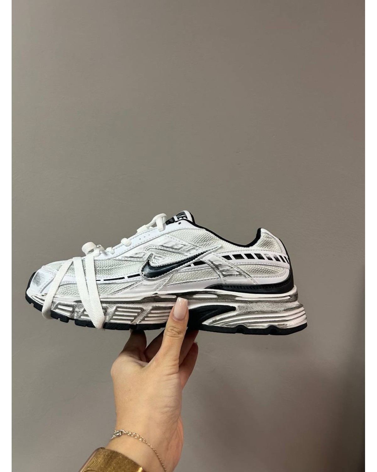 Nike Initiator Custom White