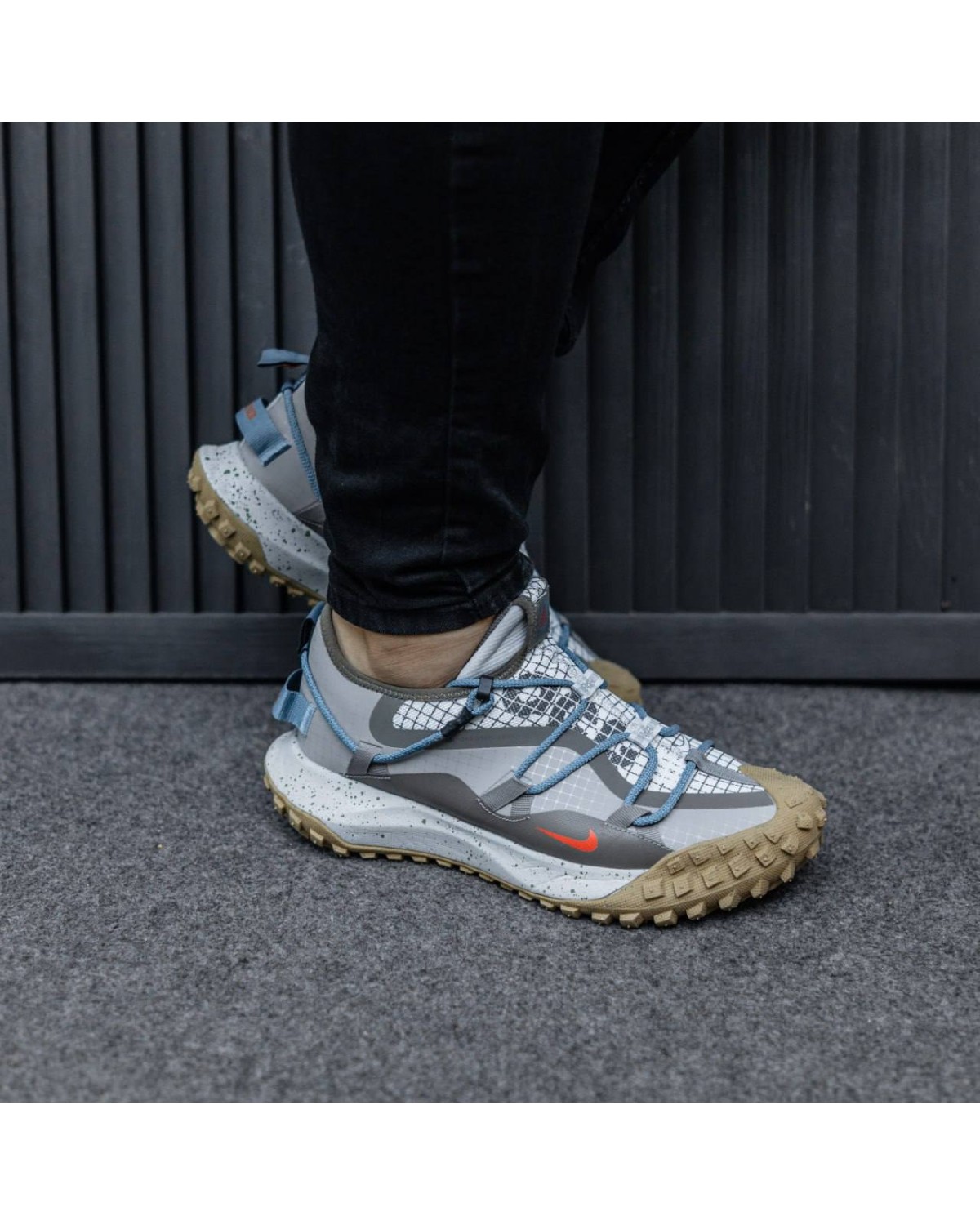 Nike ACG Mountain Fly Low