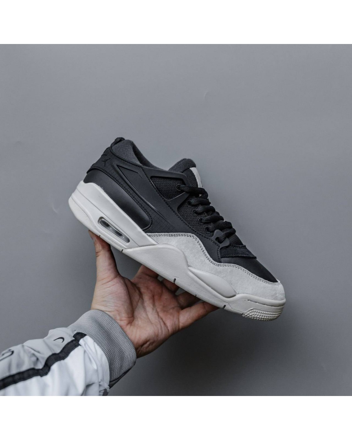 Nike Air Jordan 4RM