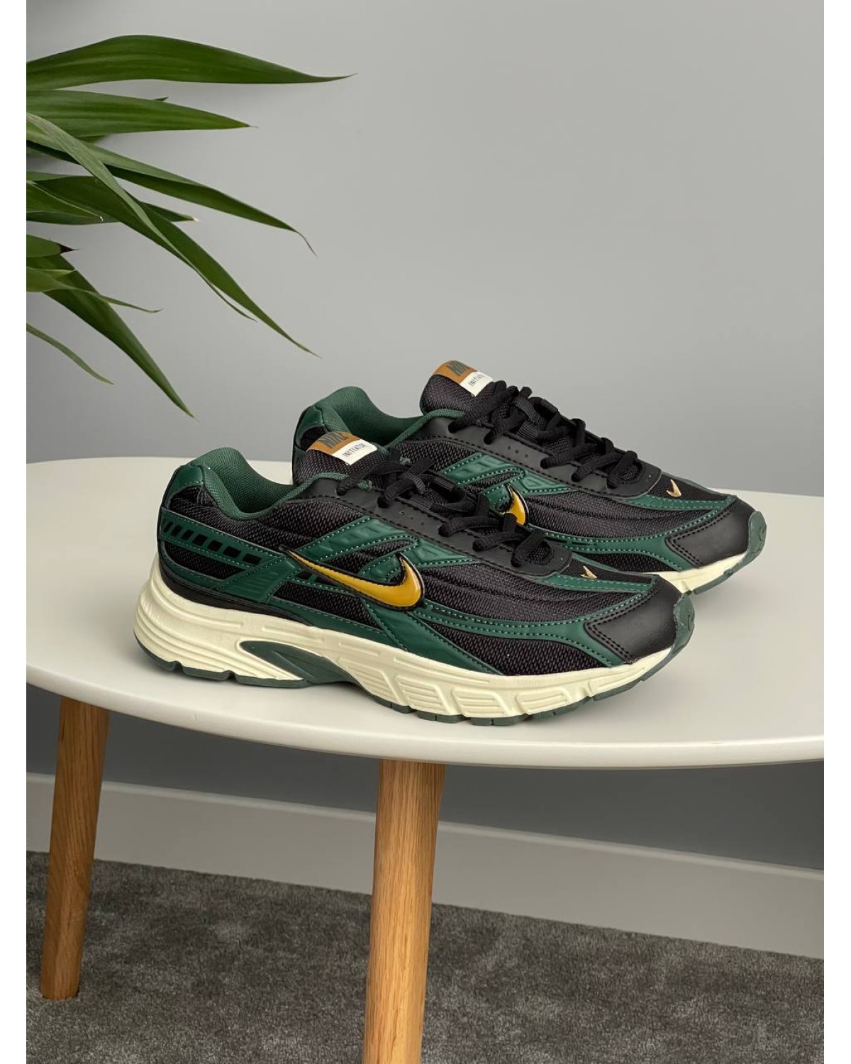 Nike Initiator Green