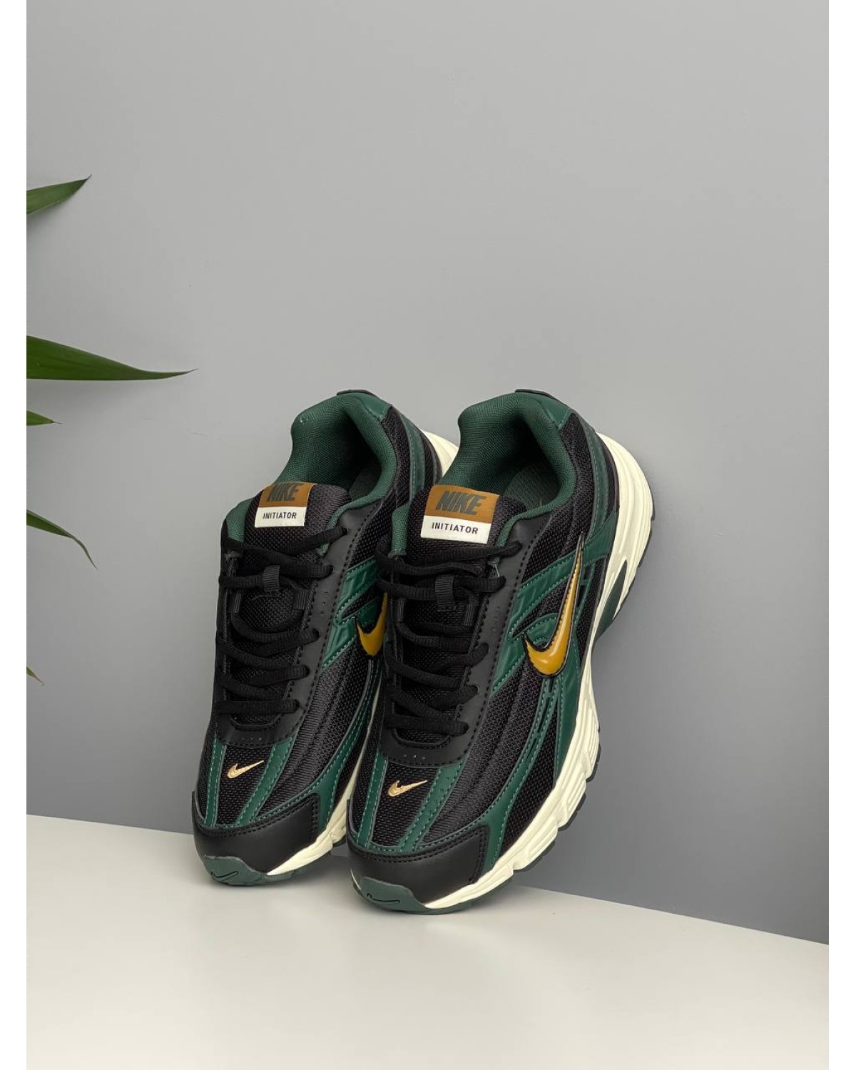 Nike Initiator Green