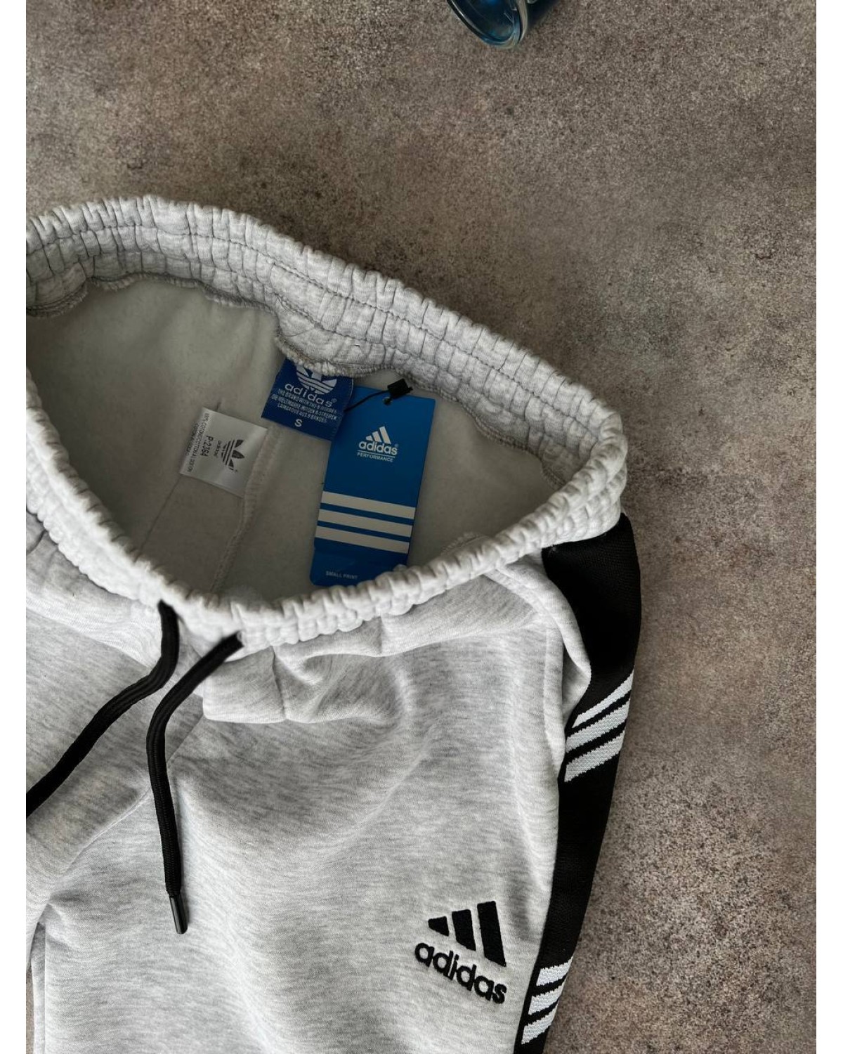 Чоловічі штани Adidas