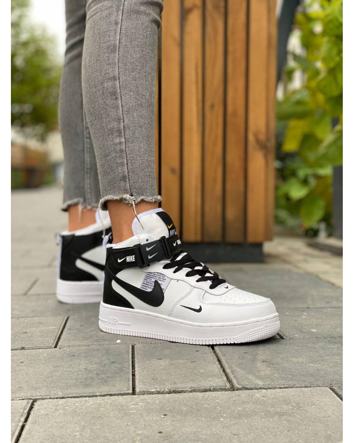Nike Air Force Utiliti High White Black Winter Fur