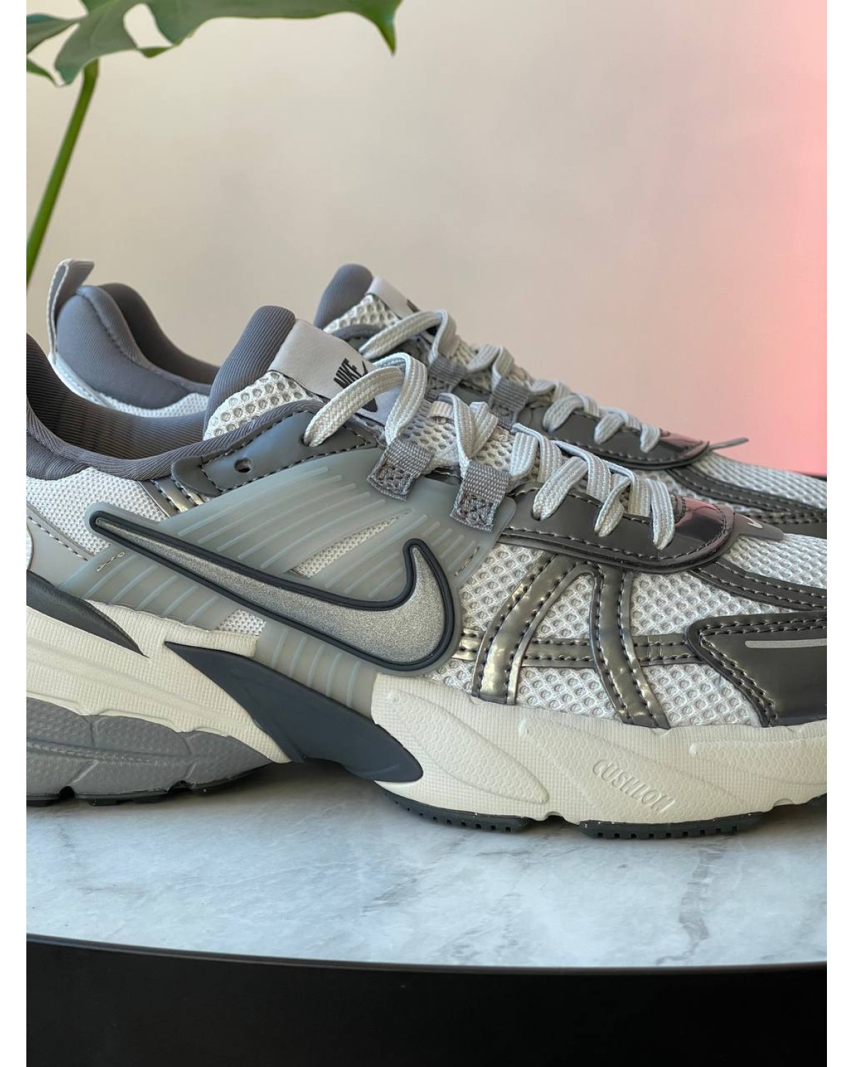 Nike V2K Run Pure Platinum Wolf Grey FD0736-003