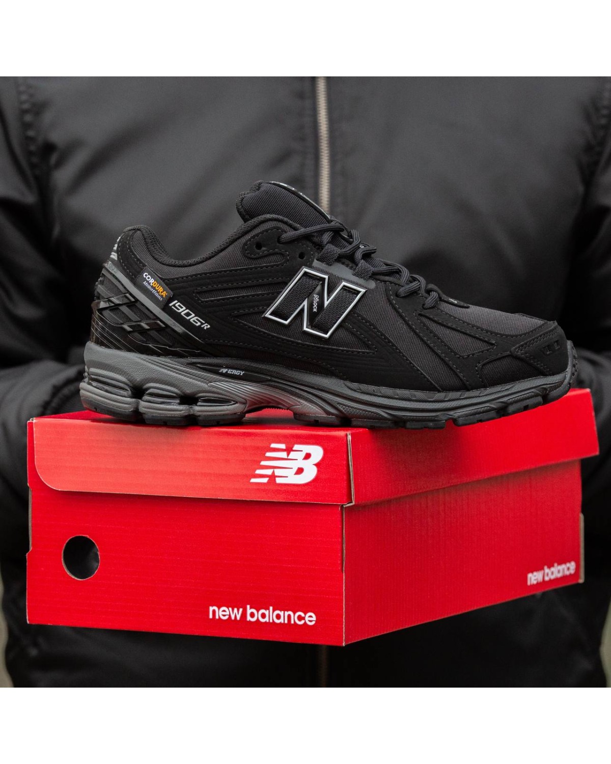 New Balance 1906R