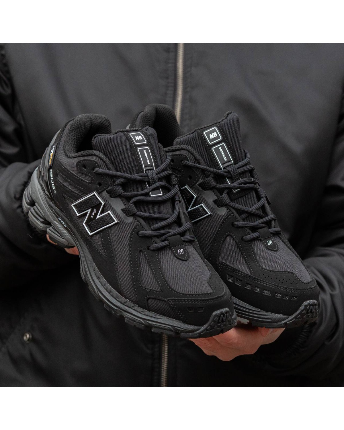 New Balance 1906R