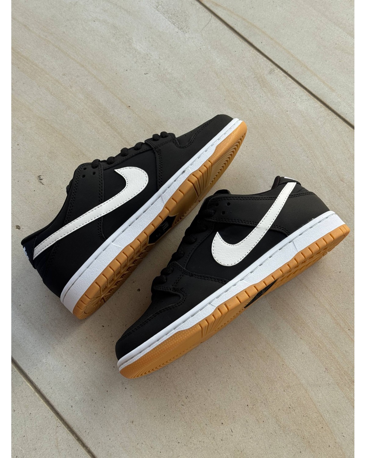 Nike Dunk Low WMNS ‘Black Gum’