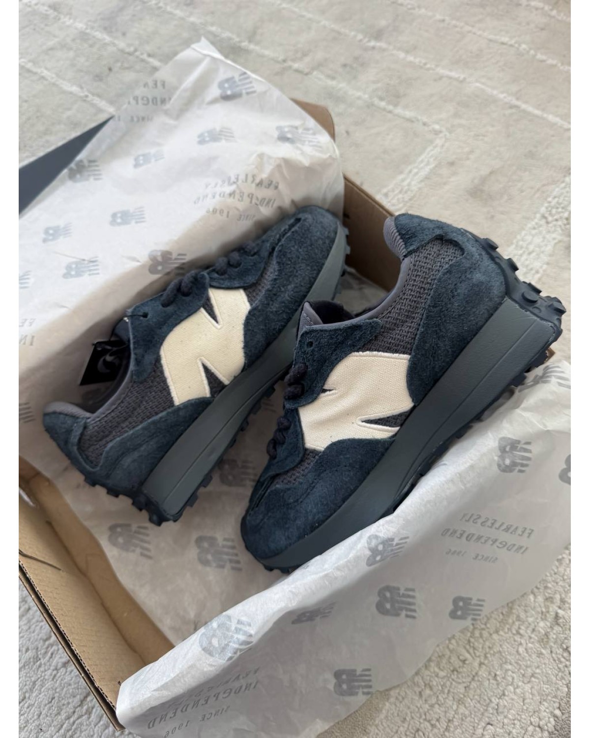 New Balance 327 Blue Grey White