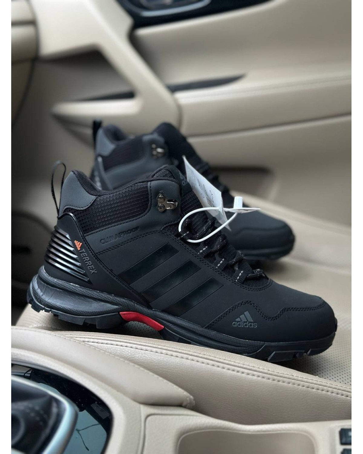 Adidas Terrex ClimaProof Mid FUR Black Red