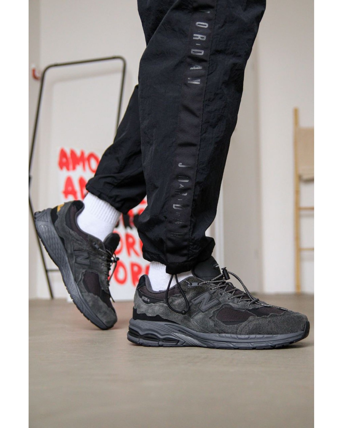New Balance 2002R “Protection Pack Black” Gore-Tex