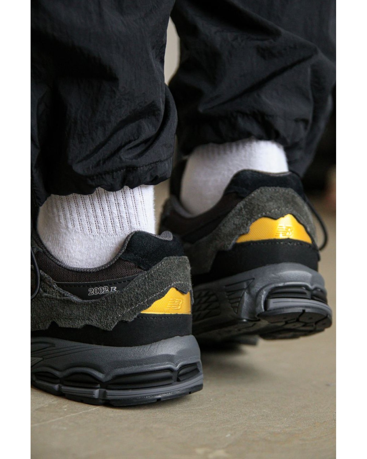 New Balance 2002R “Protection Pack Black” Gore-Tex