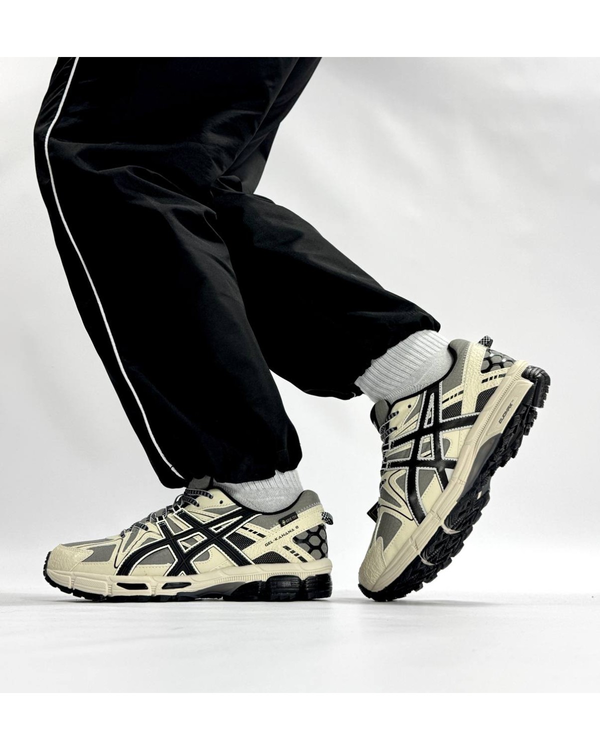 Asics Gel KAHANA 8 BLACK BEIGE