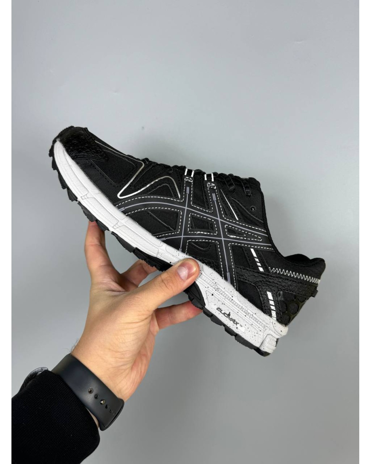 Asics Gel Kahana 8 Black White