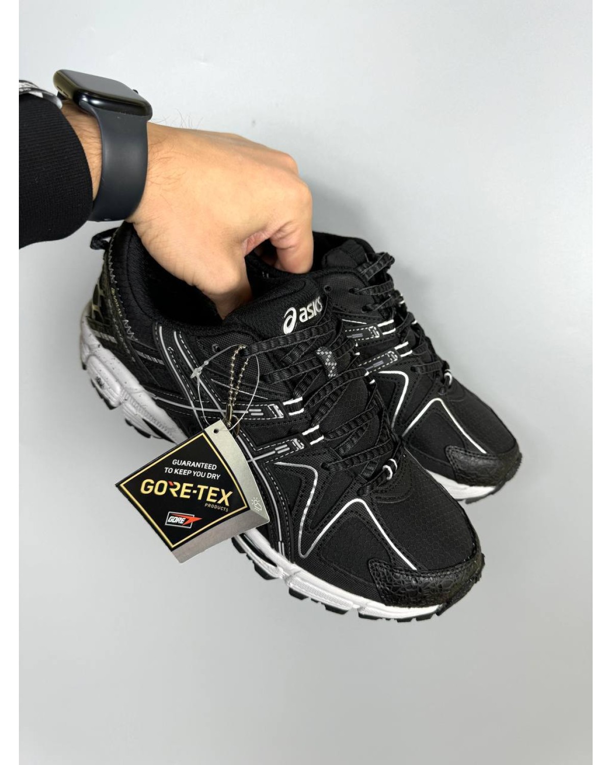 Asics Gel Kahana 8 Black White