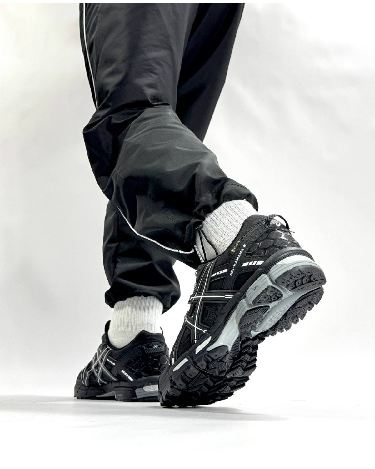Asics Gel-Kahana 8 Black Gore-Tex