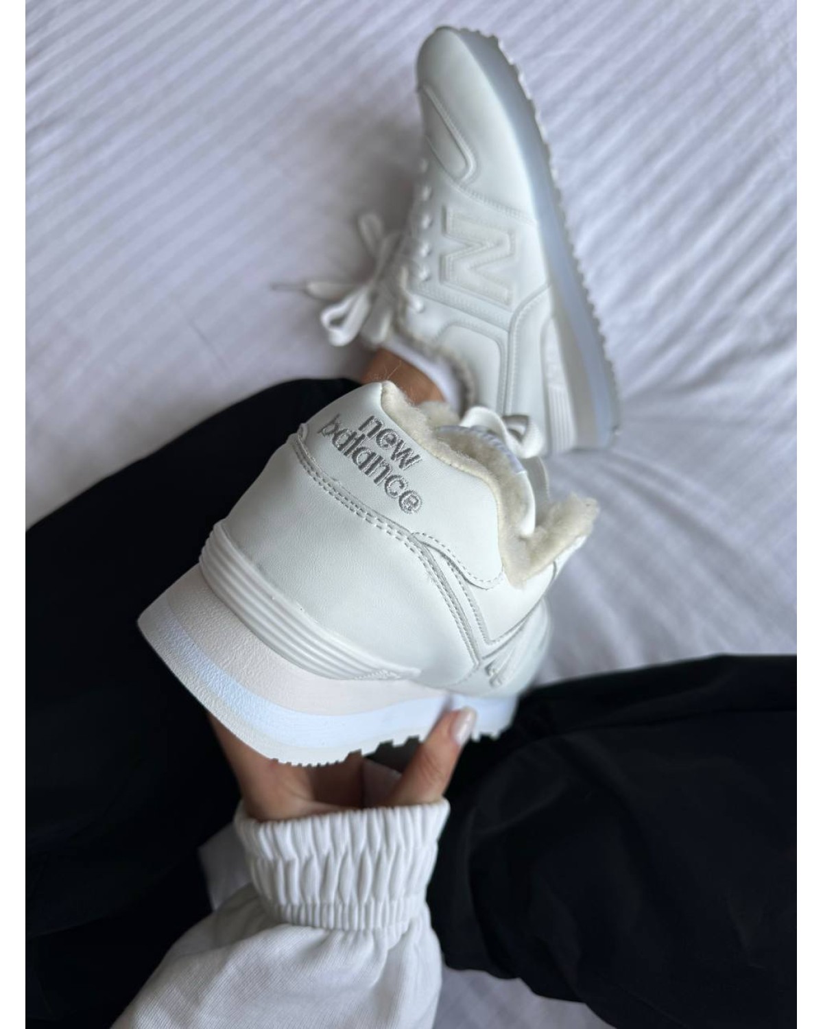 New Balance 574 Full White Fur