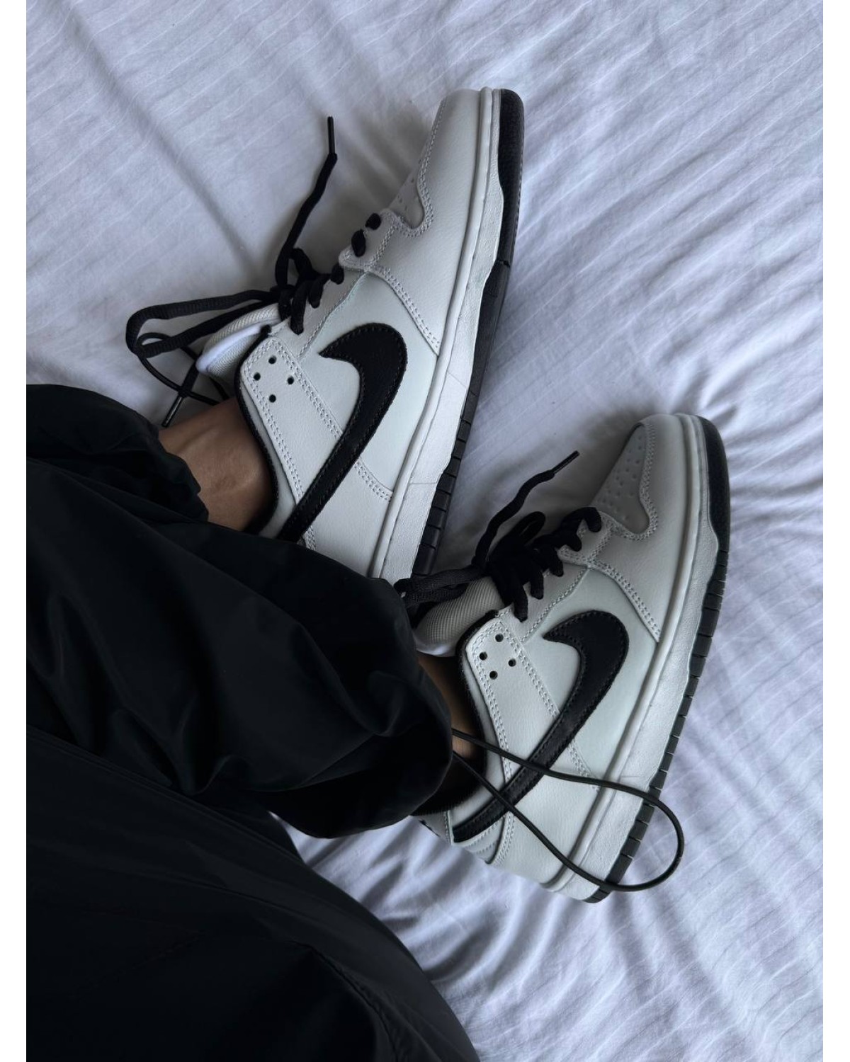 Nike SB Dunk "White/Black" Fur
