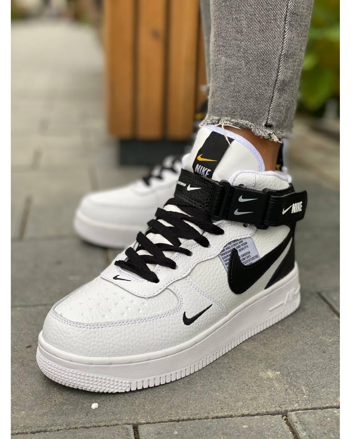 Nike Air Force Utiliti High White Black Winter Fur