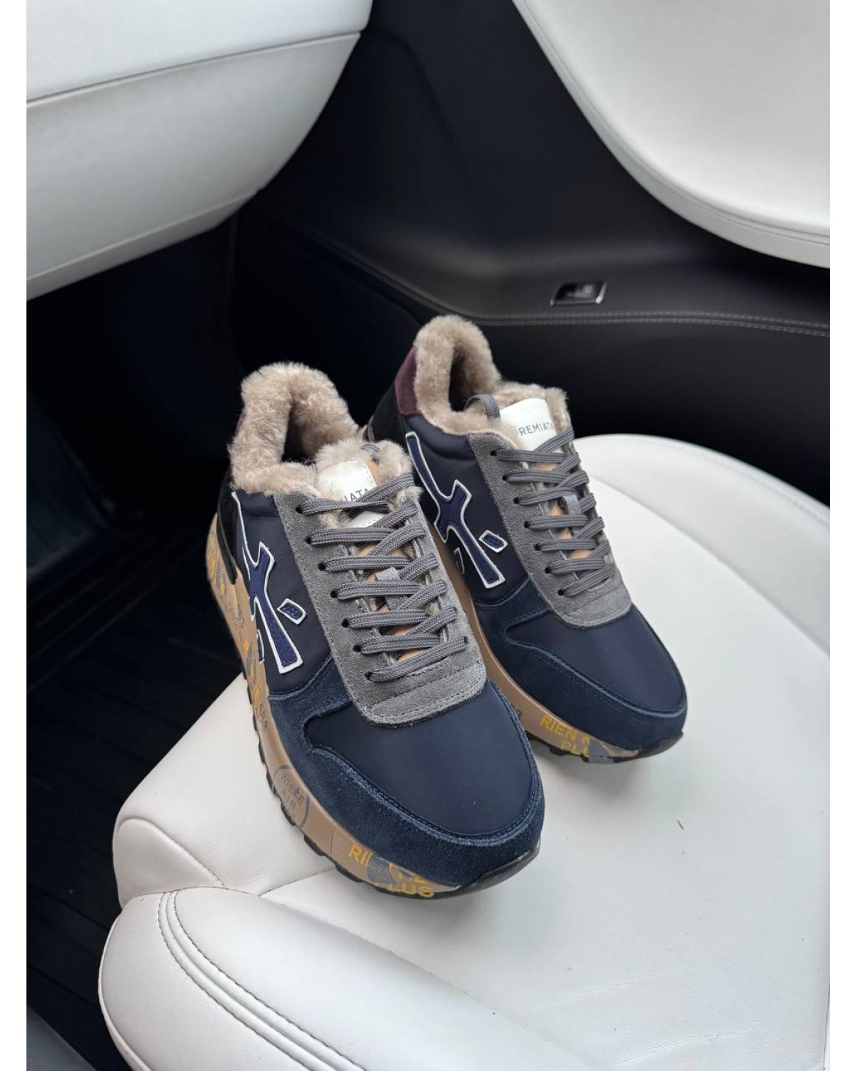 Premiata "Mick" 7068M
