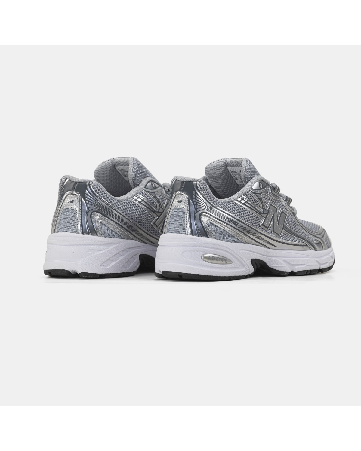 New Balance 740 Silver