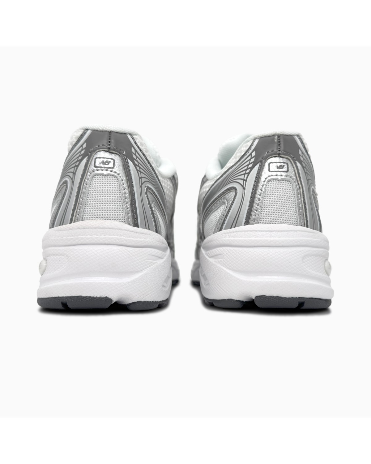 New Balance 740 White/Silver