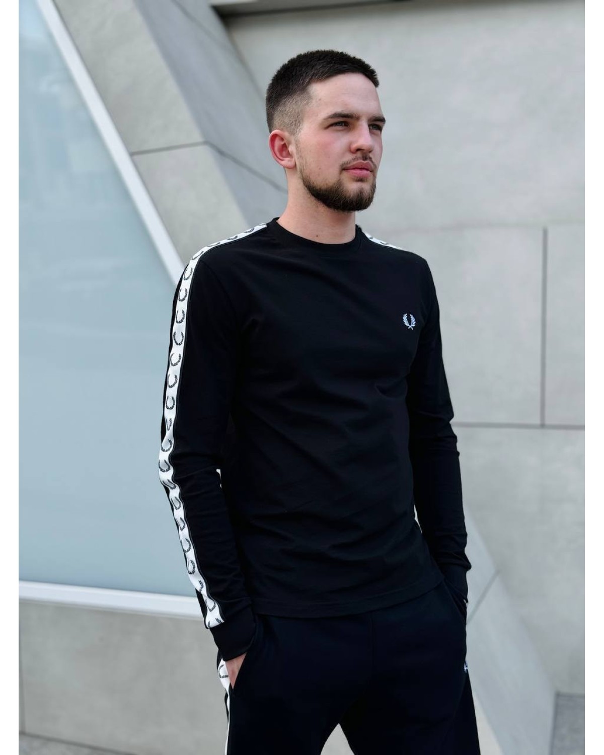 Лонгслив Fred Perry